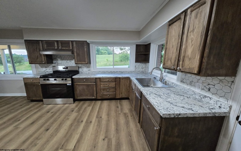 1529 Fairmont Avenue, Fairmont, West Virginia 26554, 3 Bedrooms Bedrooms, 5 Rooms Rooms,1 BathroomBathrooms,Single Family Detached,For Sale,Fairmont,0,10165872