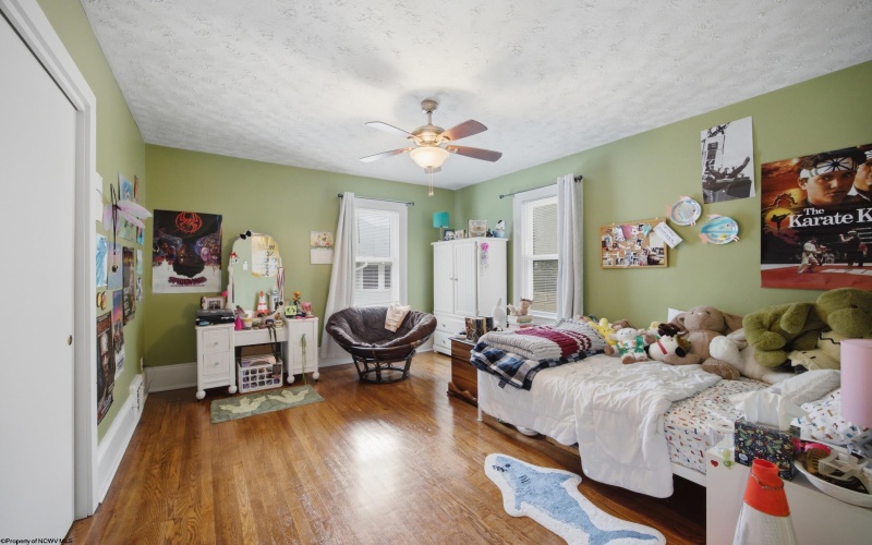649 Court Avenue, Weston, West Virginia 26452, 4 Bedrooms Bedrooms, 8 Rooms Rooms,1 BathroomBathrooms,Single Family Detached,For Sale,Court,0,10165876