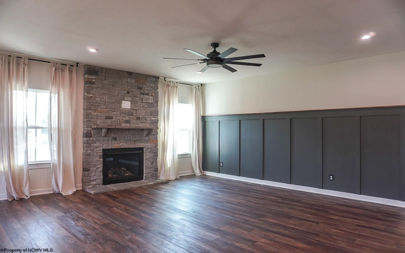227 Falling Water Lane, Morgantown, West Virginia 26508, 5 Bedrooms Bedrooms, 10 Rooms Rooms,4 BathroomsBathrooms,Single Family Detached,For Sale,Falling Water,0,10165893