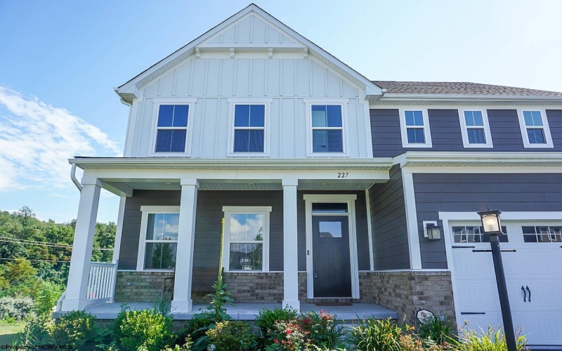 227 Falling Water Lane, Morgantown, West Virginia 26508, 5 Bedrooms Bedrooms, 10 Rooms Rooms,4 BathroomsBathrooms,Single Family Detached,For Sale,Falling Water,0,10165893