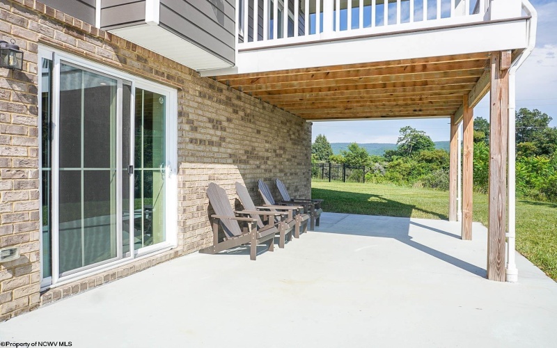 227 Falling Water Lane, Morgantown, West Virginia 26508, 5 Bedrooms Bedrooms, 10 Rooms Rooms,4 BathroomsBathrooms,Single Family Detached,For Sale,Falling Water,0,10165893
