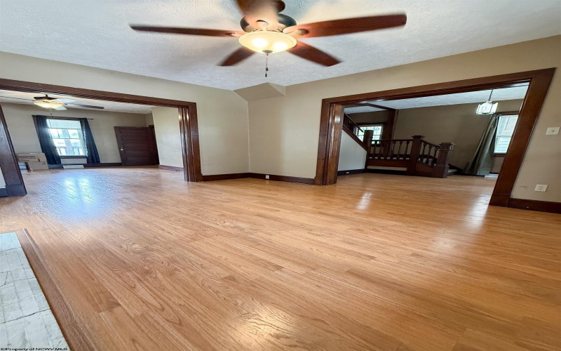 313 Maryland Avenue, Fairmont, West Virginia 26554, 3 Bedrooms Bedrooms, 9 Rooms Rooms,1 BathroomBathrooms,Single Family Detached,For Sale,Maryland,0,10165889