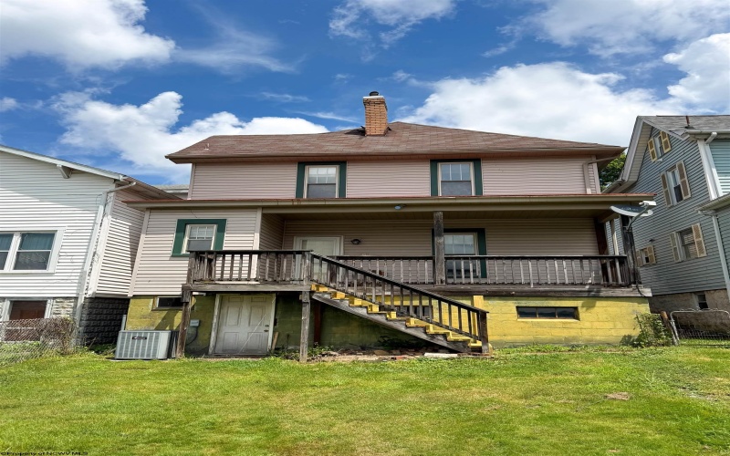313 Maryland Avenue, Fairmont, West Virginia 26554, 3 Bedrooms Bedrooms, 9 Rooms Rooms,1 BathroomBathrooms,Single Family Detached,For Sale,Maryland,0,10165889