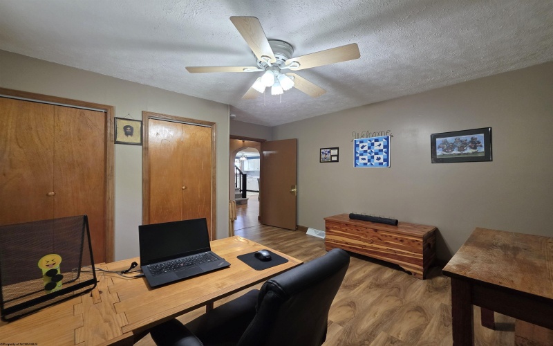 2222 Pleasant Valley Road, Fairmont, West Virginia 26554, 3 Bedrooms Bedrooms, 7 Rooms Rooms,1 BathroomBathrooms,Single Family Detached,For Sale,Pleasant Valley,0,10165915