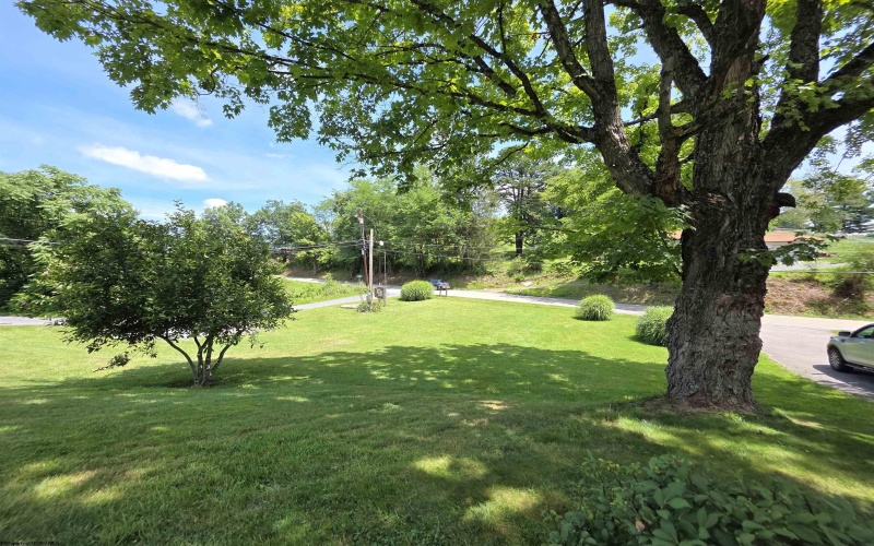 2222 Pleasant Valley Road, Fairmont, West Virginia 26554, 3 Bedrooms Bedrooms, 7 Rooms Rooms,1 BathroomBathrooms,Single Family Detached,For Sale,Pleasant Valley,0,10165915