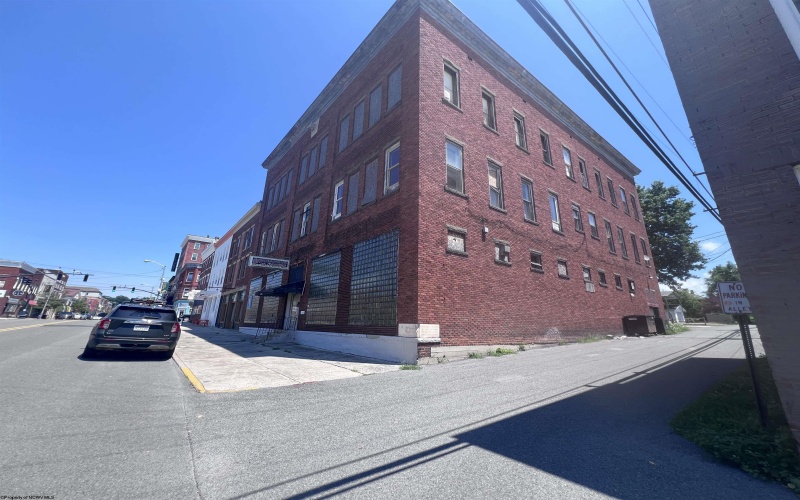 112 Davis Avenue, Elkins, West Virginia 26241-0001, 0 , 0 ,0,Commercial (for Sale),For Sale,Davis,0,10165913