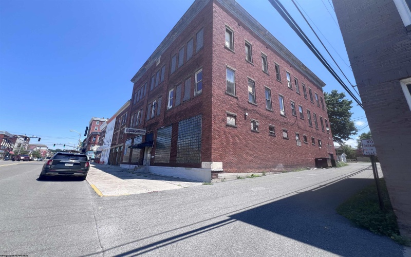 112 Davis Avenue, Elkins, West Virginia 26241-0001, 0 , 0 ,0,Commercial (for Sale),For Sale,Davis,0,10165913