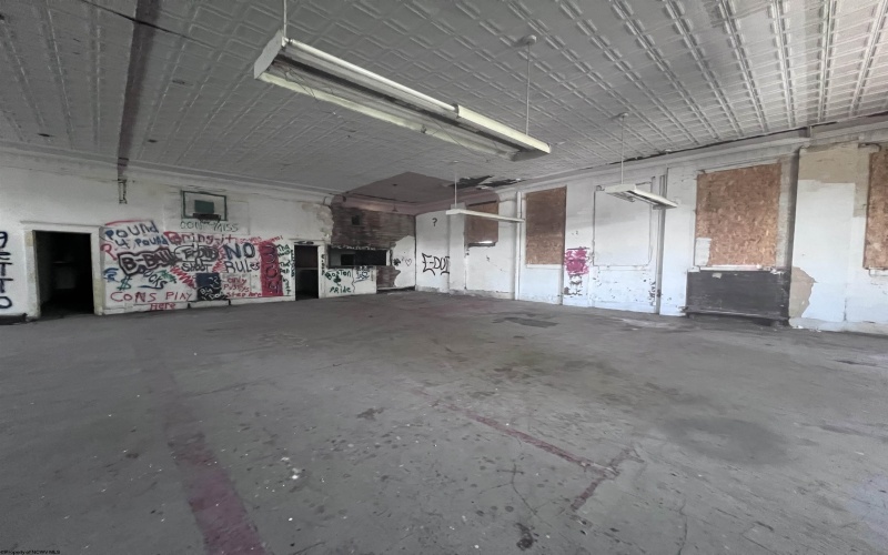 112 Davis Avenue, Elkins, West Virginia 26241-0001, 0 , 0 ,0,Commercial (for Sale),For Sale,Davis,0,10165913
