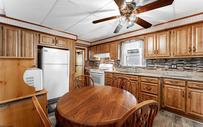 623 Church Avenue, Masontown, Pennsylvania 15461, 3 Bedrooms Bedrooms, 6 Rooms Rooms,1 BathroomBathrooms,Single Family Detached,For Sale,Church,0,10165899 623 Church Avenue, Masontown, Pennsylvania 15461, 3 Bedrooms Bedrooms, 6 Rooms Rooms,1 BathroomBathrooms,Single Family Detached,For Sale,Church,0,10165899