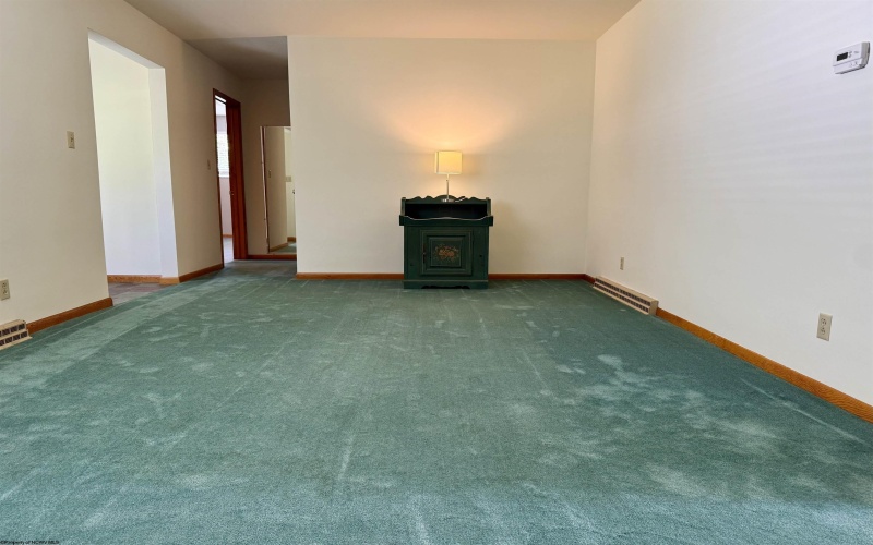 1814 Lafayette Circle, Fairmont, West Virginia 26554, 3 Bedrooms Bedrooms, 5 Rooms Rooms,1 BathroomBathrooms,Single Family Detached,For Sale,Lafayette,0,10165902