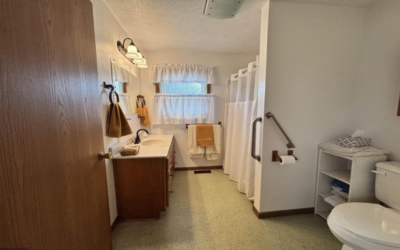 4907 Nestorville Road, Philippi, West Virginia 26416, 4 Bedrooms Bedrooms, 8 Rooms Rooms,2 BathroomsBathrooms,Single Family Detached,For Sale,Nestorville,0,10165895
