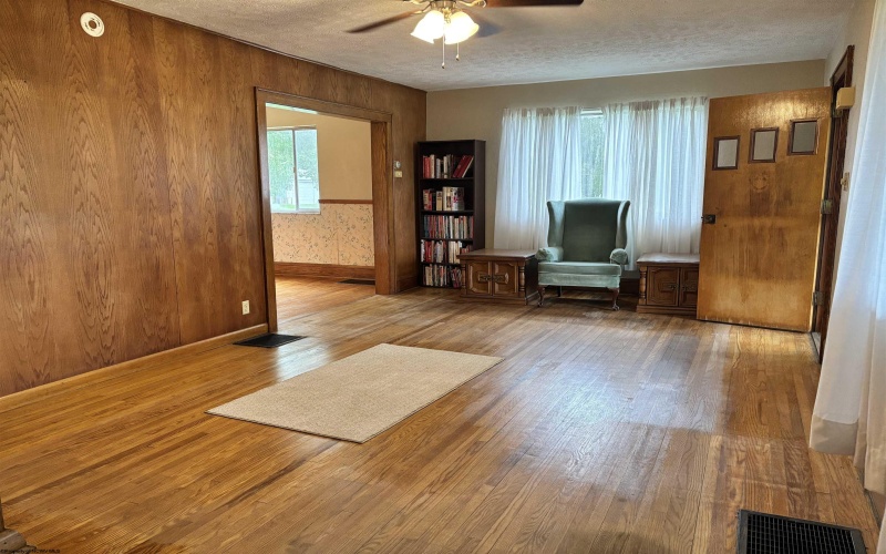 4907 Nestorville Road, Philippi, West Virginia 26416, 4 Bedrooms Bedrooms, 8 Rooms Rooms,2 BathroomsBathrooms,Single Family Detached,For Sale,Nestorville,0,10165895