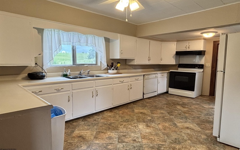 4907 Nestorville Road, Philippi, West Virginia 26416, 4 Bedrooms Bedrooms, 8 Rooms Rooms,2 BathroomsBathrooms,Single Family Detached,For Sale,Nestorville,0,10165895