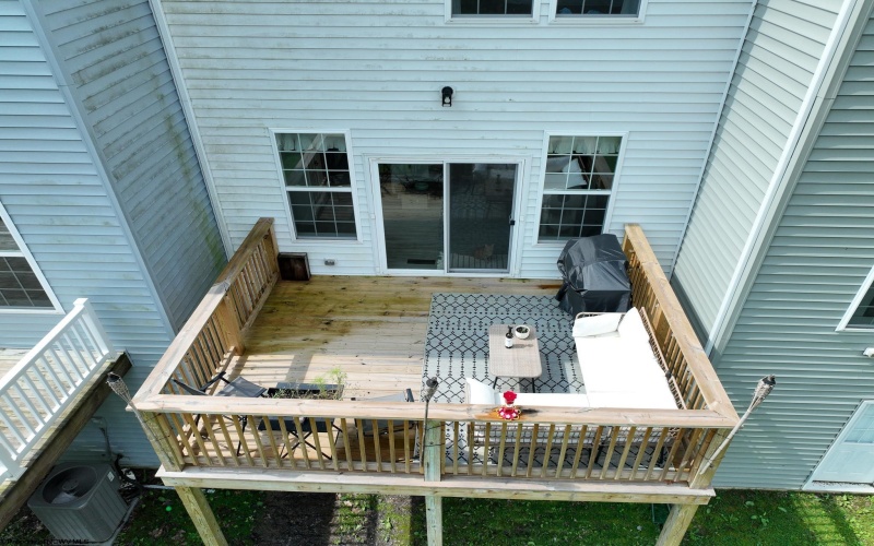 530 Turquoise Lane, Morgantown, West Virginia 26508, 3 Bedrooms Bedrooms, 10 Rooms Rooms,2 BathroomsBathrooms,Single Family Attached,For Sale,Turquoise,0,10165918