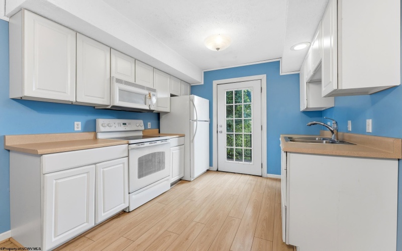 1443 Northwest Drive, Morgantown, West Virginia 26505, 3 Bedrooms Bedrooms, 6 Rooms Rooms,2 BathroomsBathrooms,Single Family Attached,For Sale,Northwest,0,10165926