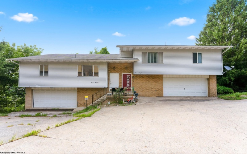1443 Northwest Drive, Morgantown, West Virginia 26505, 3 Bedrooms Bedrooms, 6 Rooms Rooms,2 BathroomsBathrooms,Single Family Attached,For Sale,Northwest,0,10165926