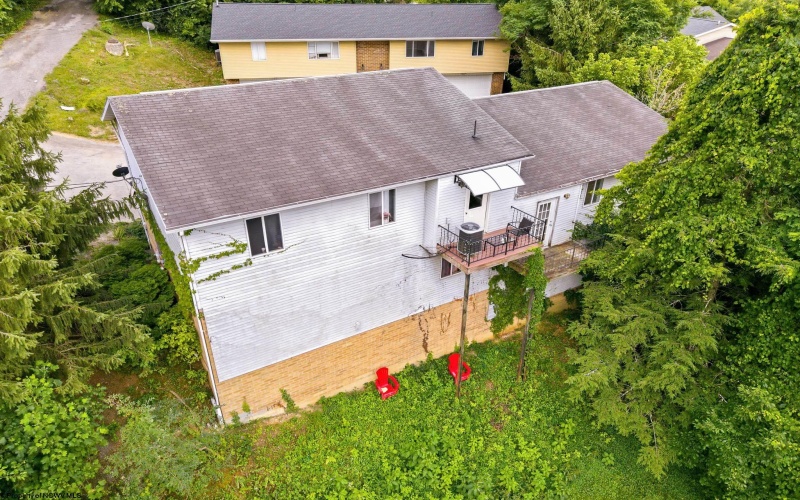 1443 Northwest Drive, Morgantown, West Virginia 26505, 3 Bedrooms Bedrooms, 6 Rooms Rooms,2 BathroomsBathrooms,Single Family Attached,For Sale,Northwest,0,10165926
