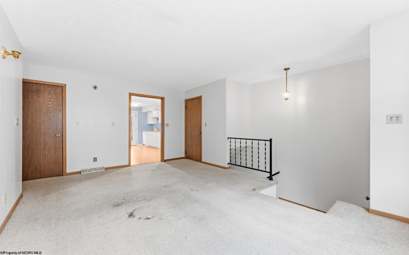 1443 Northwest Drive, Morgantown, West Virginia 26505, 3 Bedrooms Bedrooms, 6 Rooms Rooms,2 BathroomsBathrooms,Single Family Attached,For Sale,Northwest,0,10165926