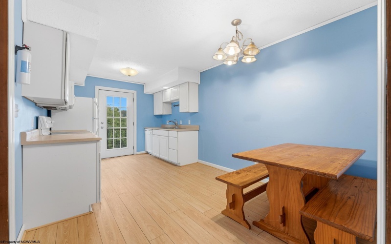 1443 Northwest Drive, Morgantown, West Virginia 26505, 3 Bedrooms Bedrooms, 6 Rooms Rooms,2 BathroomsBathrooms,Single Family Attached,For Sale,Northwest,0,10165926