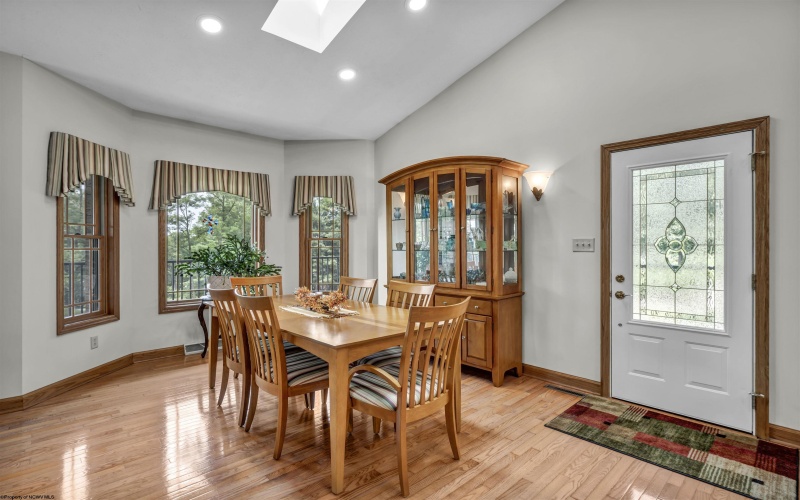 31 Jo Glen Drive, Morgantown, West Virginia 26508, 6 Bedrooms Bedrooms, 16 Rooms Rooms,3 BathroomsBathrooms,Single Family Detached,For Sale,Jo Glen,0,10165919