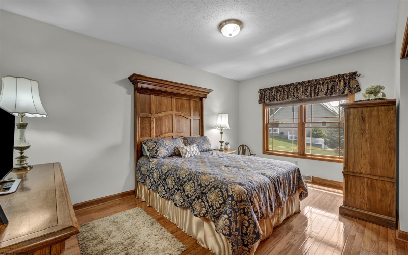31 Jo Glen Drive, Morgantown, West Virginia 26508, 6 Bedrooms Bedrooms, 16 Rooms Rooms,3 BathroomsBathrooms,Single Family Detached,For Sale,Jo Glen,0,10165919