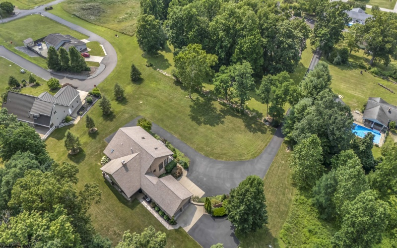 31 Jo Glen Drive, Morgantown, West Virginia 26508, 6 Bedrooms Bedrooms, 16 Rooms Rooms,3 BathroomsBathrooms,Single Family Detached,For Sale,Jo Glen,0,10165919