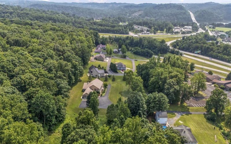 31 Jo Glen Drive, Morgantown, West Virginia 26508, 6 Bedrooms Bedrooms, 16 Rooms Rooms,3 BathroomsBathrooms,Single Family Detached,For Sale,Jo Glen,0,10165919