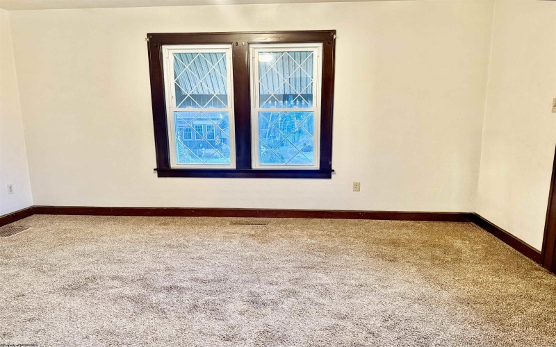 899 Country Club Road, Fairmont, West Virginia 26554, 3 Bedrooms Bedrooms, 6 Rooms Rooms,2 BathroomsBathrooms,Single Family Detached,For Sale,Country Club,0,10165938