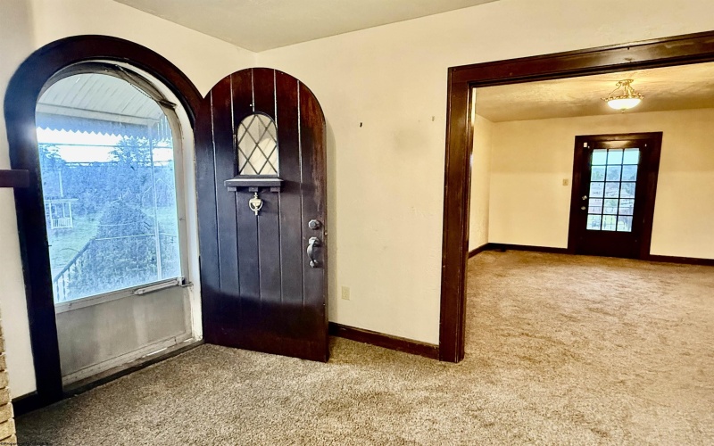 899 Country Club Road, Fairmont, West Virginia 26554, 3 Bedrooms Bedrooms, 6 Rooms Rooms,2 BathroomsBathrooms,Single Family Detached,For Sale,Country Club,0,10165938