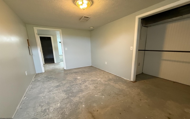 909 Johnson Avenue, Bridgeport, West Virginia 26330, 3 Bedrooms Bedrooms, 5 Rooms Rooms,2 BathroomsBathrooms,Single Family Detached,For Sale,Johnson,0,10165946