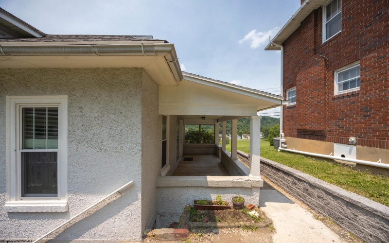 545 Virginia Avenue, Morgantown, West Virginia 26505, 3 Bedrooms Bedrooms, 7 Rooms Rooms,2 BathroomsBathrooms,Single Family Detached,For Sale,Virginia,0,10165940