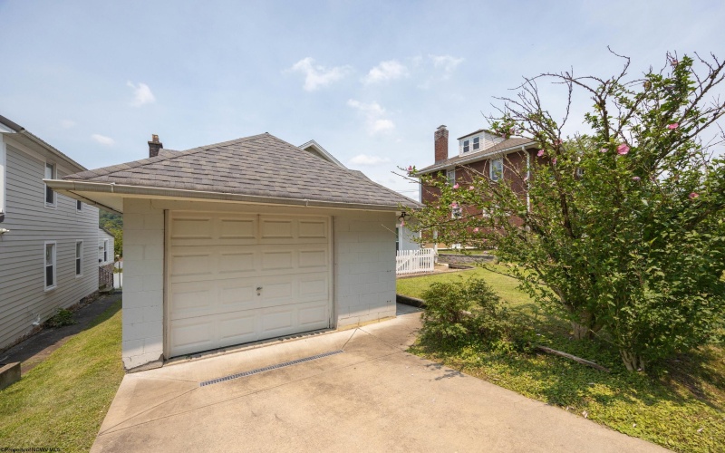 545 Virginia Avenue, Morgantown, West Virginia 26505, 3 Bedrooms Bedrooms, 7 Rooms Rooms,2 BathroomsBathrooms,Single Family Detached,For Sale,Virginia,0,10165940