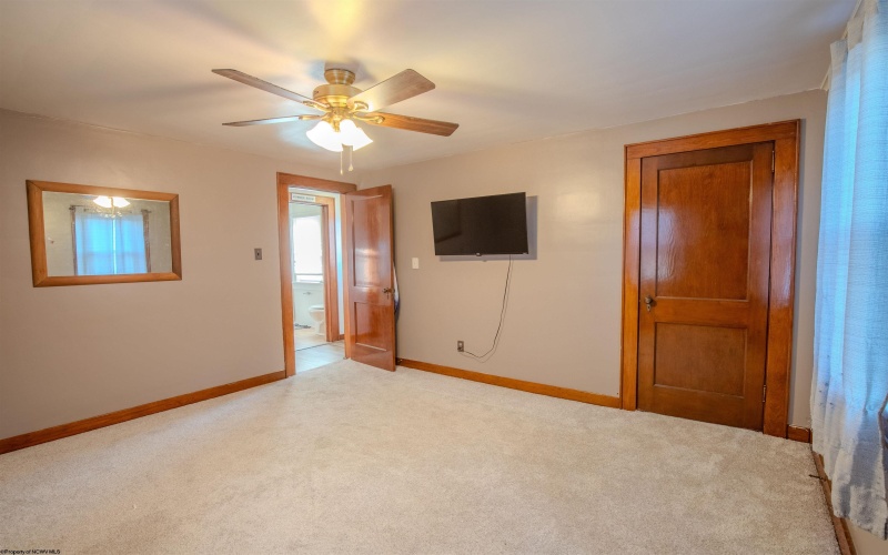 80 Mullen Street, Uniontown, Pennsylvania 15401, 3 Bedrooms Bedrooms, 6 Rooms Rooms,1 BathroomBathrooms,Single Family Detached,For Sale,Mullen,0,10165936