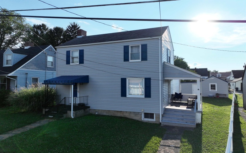 80 Mullen Street, Uniontown, Pennsylvania 15401, 3 Bedrooms Bedrooms, 6 Rooms Rooms,1 BathroomBathrooms,Single Family Detached,For Sale,Mullen,0,10165936