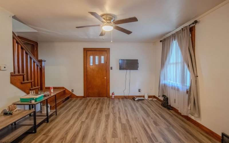 80 Mullen Street, Uniontown, Pennsylvania 15401, 3 Bedrooms Bedrooms, 6 Rooms Rooms,1 BathroomBathrooms,Single Family Detached,For Sale,Mullen,0,10165936