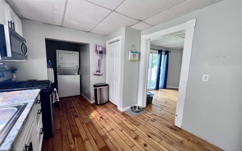 620 Central Street, Elkins, West Virginia 26241-001, 3 Bedrooms Bedrooms, 6 Rooms Rooms,1 BathroomBathrooms,Single Family Detached,For Sale,Central,0,10165944