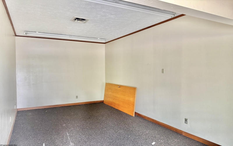 100 Executive Office Plaza Center, Elkins, West Virginia 26241-0000, 0 , 0 ,0,Commercial (for Sale),For Sale,Executive Office Plaza,0,10165927