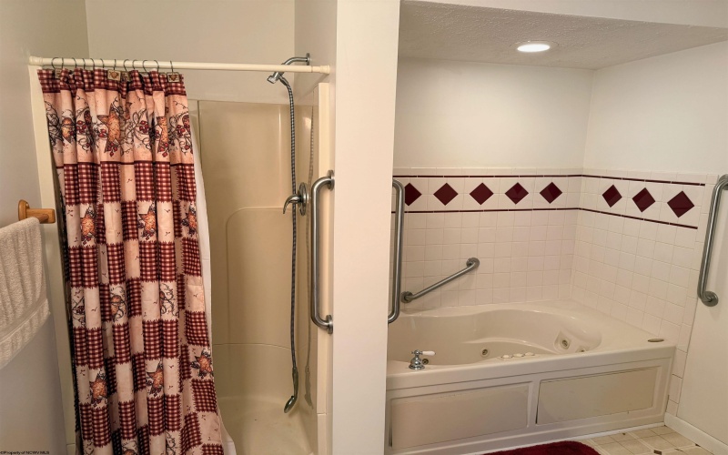 317 Pearcy Avenue, Bridgeport, West Virginia 26330, 3 Bedrooms Bedrooms, 9 Rooms Rooms,3 BathroomsBathrooms,Single Family Detached,For Sale,Pearcy,0,10165941