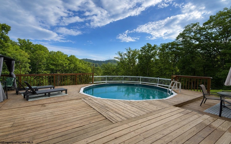 621 Gaston Manor Road, Jane Lew, West Virginia 26378, 3 Bedrooms Bedrooms, 9 Rooms Rooms,2 BathroomsBathrooms,Single Family Detached,For Sale,Gaston Manor,0,10165931