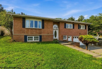 1731 Fairmont Avenue, Fairmont, West Virginia 26554, 3 Bedrooms Bedrooms, 8 Rooms Rooms,2 BathroomsBathrooms,Single Family Detached,For Sale,Fairmont,0,10165953