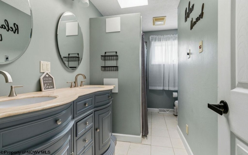 1731 Fairmont Avenue, Fairmont, West Virginia 26554, 3 Bedrooms Bedrooms, 8 Rooms Rooms,2 BathroomsBathrooms,Single Family Detached,For Sale,Fairmont,0,10165953