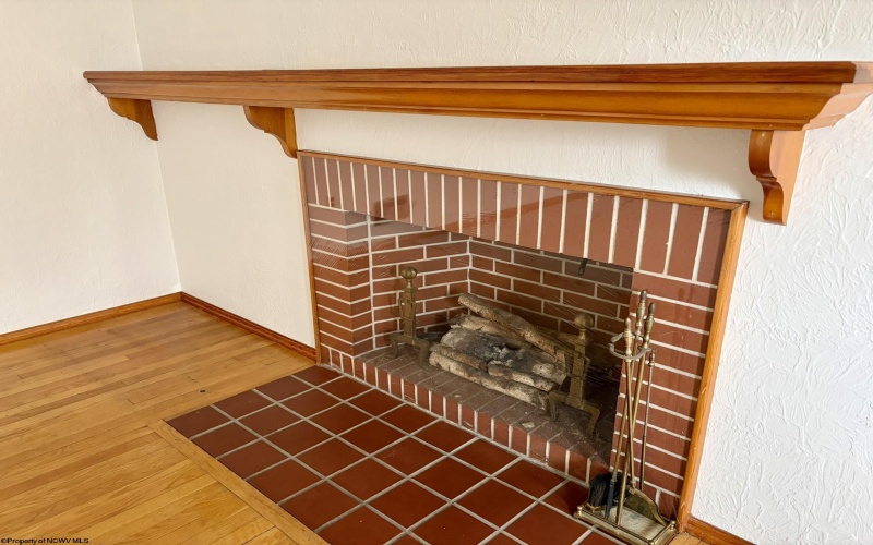 813 Benoni Avenue, Fairmont, West Virginia 26554, 2 Bedrooms Bedrooms, 7 Rooms Rooms,2 BathroomsBathrooms,Single Family Detached,For Sale,Benoni,0,10165970