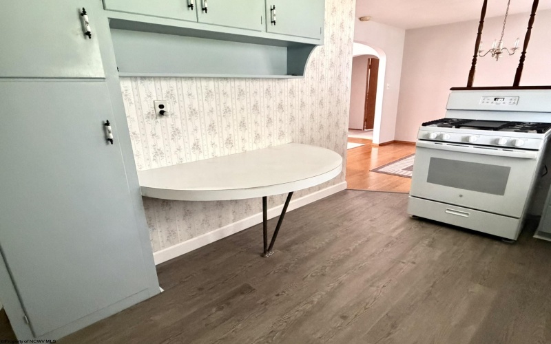 813 Benoni Avenue, Fairmont, West Virginia 26554, 2 Bedrooms Bedrooms, 7 Rooms Rooms,2 BathroomsBathrooms,Single Family Detached,For Sale,Benoni,0,10165970