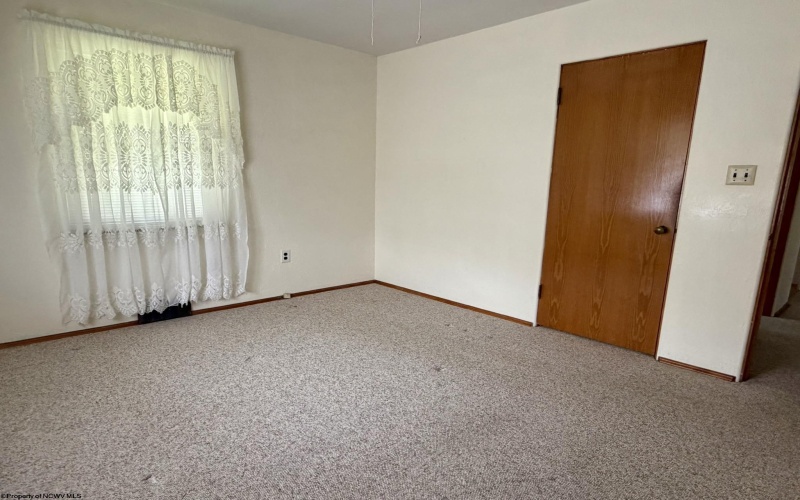 813 Benoni Avenue, Fairmont, West Virginia 26554, 2 Bedrooms Bedrooms, 7 Rooms Rooms,2 BathroomsBathrooms,Single Family Detached,For Sale,Benoni,0,10165970