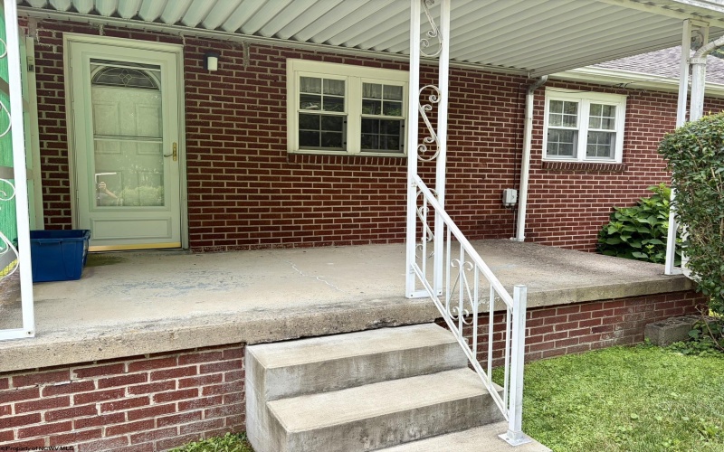 813 Benoni Avenue, Fairmont, West Virginia 26554, 2 Bedrooms Bedrooms, 7 Rooms Rooms,2 BathroomsBathrooms,Single Family Detached,For Sale,Benoni,0,10165970