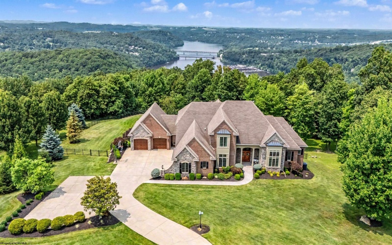 19 Miramichi Trail, Morgantown, West Virginia 26508, 5 Bedrooms Bedrooms, 13 Rooms Rooms,4 BathroomsBathrooms,Single Family Detached,For Sale,Miramichi,0,10165959