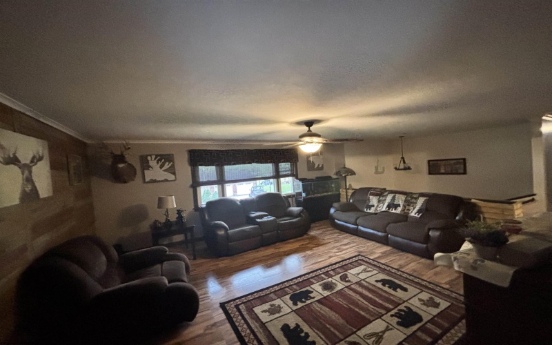222 Lee Street, Belington, West Virginia 26250, 4 Bedrooms Bedrooms, 8 Rooms Rooms,3 BathroomsBathrooms,Single Family Detached,For Sale,Lee,0,10165955