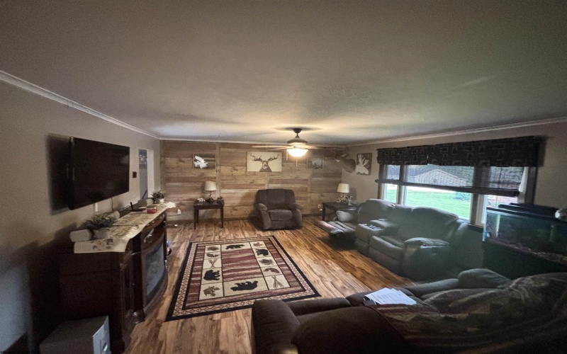 222 Lee Street, Belington, West Virginia 26250, 4 Bedrooms Bedrooms, 8 Rooms Rooms,3 BathroomsBathrooms,Single Family Detached,For Sale,Lee,0,10165955