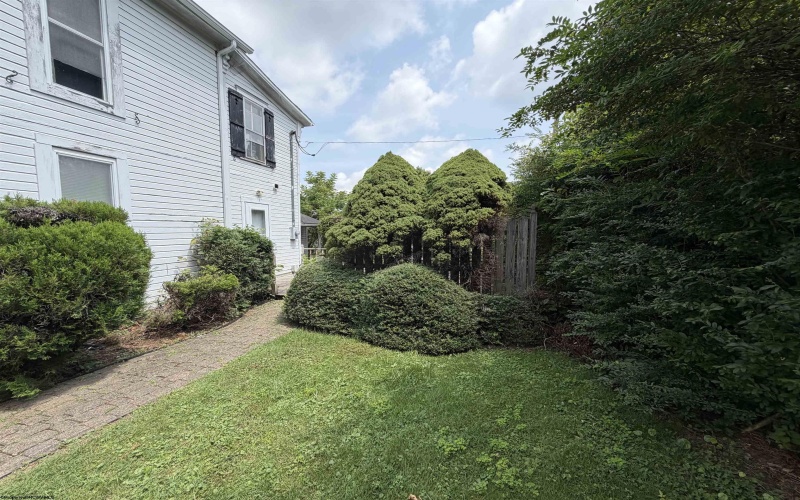 58 Smithfield Street, Buckhannon, West Virginia 26201, 3 Bedrooms Bedrooms, 8 Rooms Rooms,1 BathroomBathrooms,Single Family Detached,For Sale,Smithfield,0,10165957