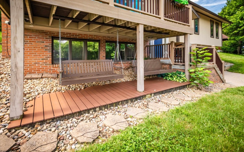 5 Cedarwood Drive, Morgantown, West Virginia 26505, 3 Bedrooms Bedrooms, 8 Rooms Rooms,2 BathroomsBathrooms,Single Family Detached,For Sale,Cedarwood,0,10165961